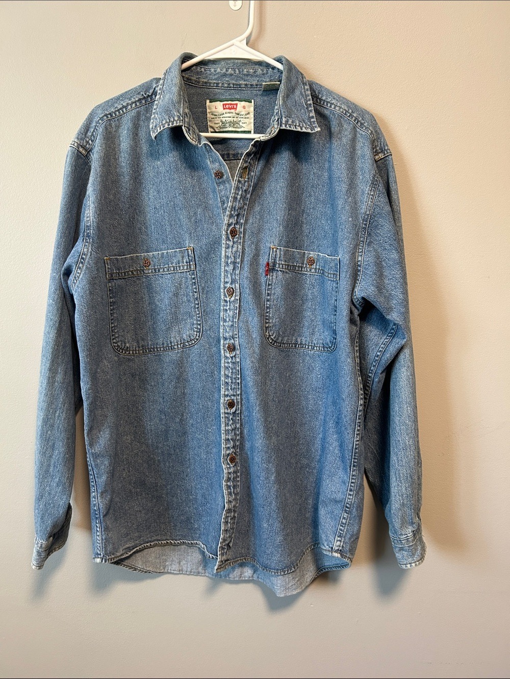 Vintage Levi’s Denim Button Down Shirt